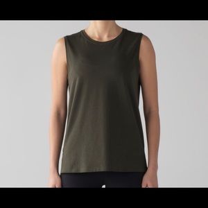 Lululemon muscle tank